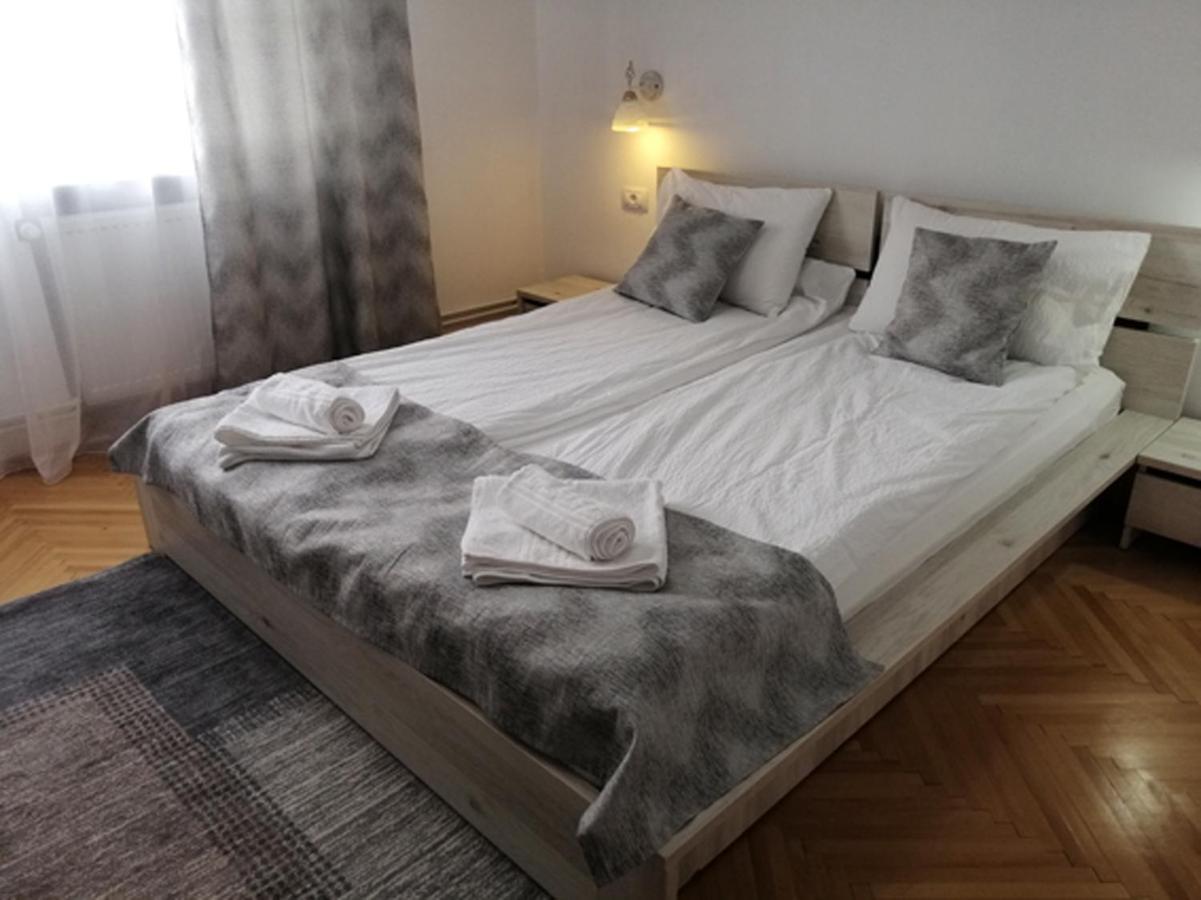 Check-In Kaya Hotel Sibiu Ngoại thất bức ảnh